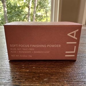 Ilia Soft Focus Finishing Powder